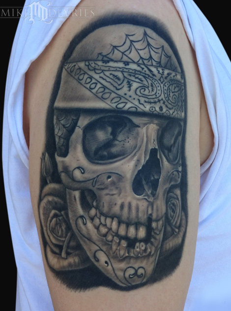 Mike DeVries - Skull Tattoo 